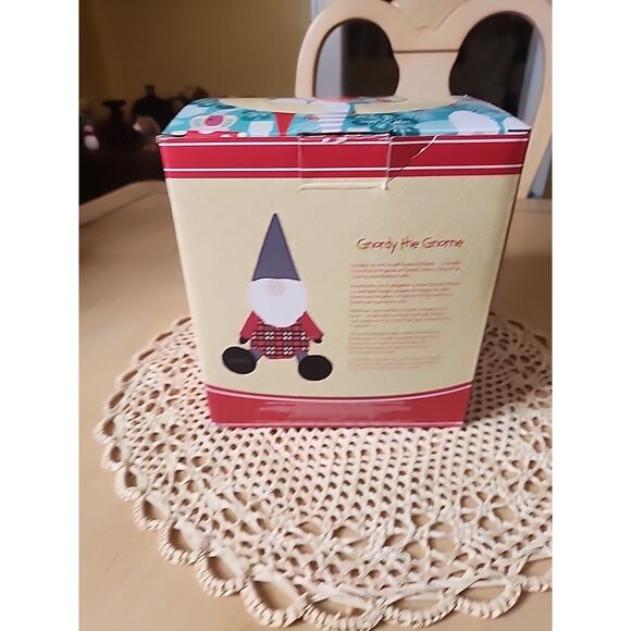 *BRAND NEW* Scentsy Buddy Gordy the Gnome Retired - Picture 3 of 3